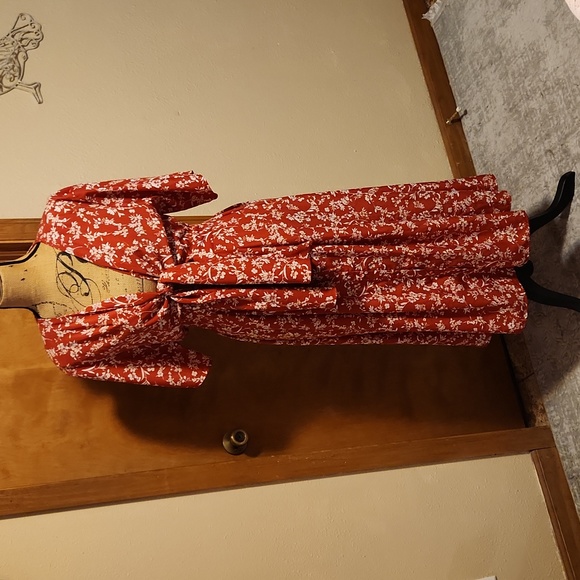 Showpo Inner Circle Only Dress Red Floral - Picture 7 of 8